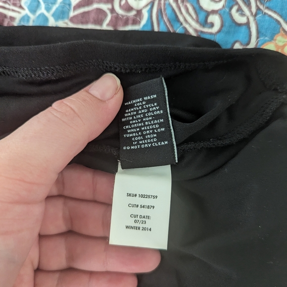 Torrid 0. Runs large shirred bodycon - Picture 4 of 9